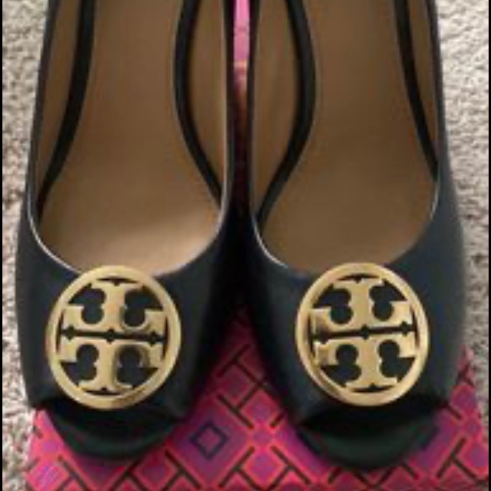 Tory Burch size 7.5 wedge heels peep toe
